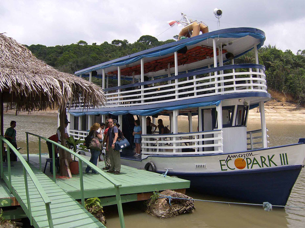 Amazon River production services, television, production, digital, brazil, brasil, united states, andrez, nira,film production services in brazil, production services in brazil, filming in brazil, video production services in brazil, video production in brazil, commercial film production in brazil, documentary video production service in brazil, documentary production service in brazil, documentary film production service in brazil, fixer in brazil, production fixer in brazil, cdi virtual films inc.