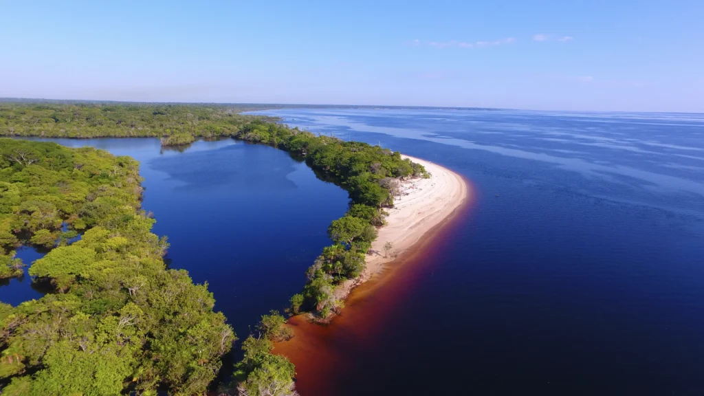 amazon rio negro river banco de areia by www.brazilfilms.com a film video and stilll production services company
