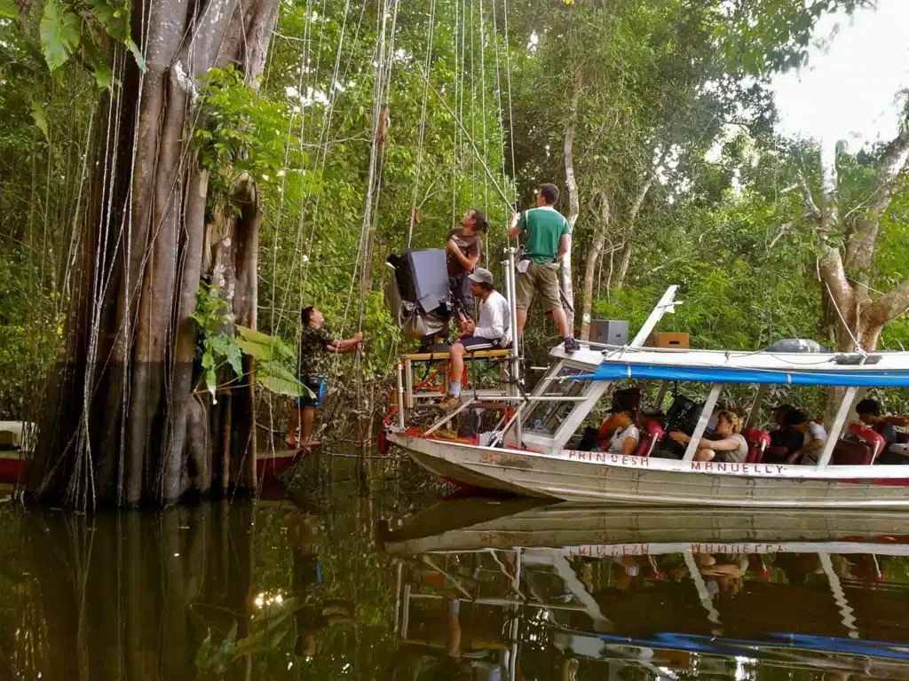 amazon rio negro river banco de areia by www.brazilfilms.com a film video and stilll production services company